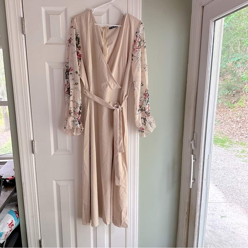 BNWT Plus Floral Print Self Tie A Line Dress SHEIN